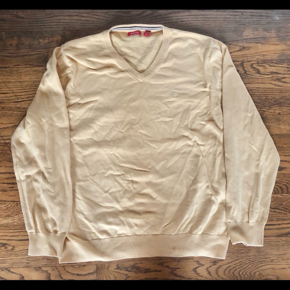 Yellow izod v-neck sweater large